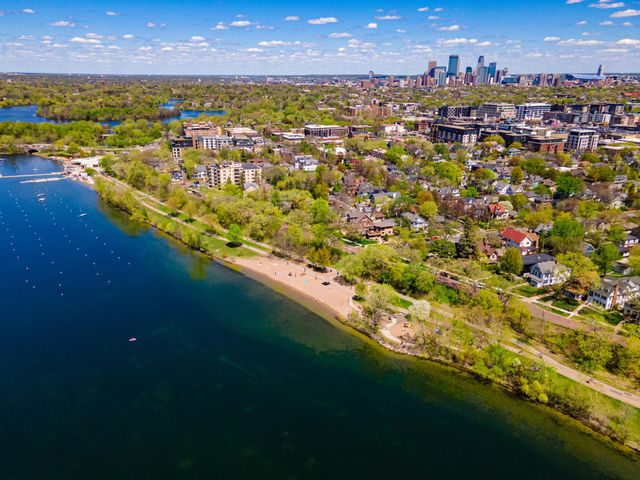 3324 Hennepin Avenue, Minneapolis, MN 55408