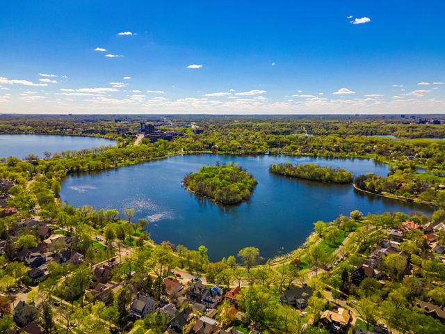 3324 Hennepin Avenue, Minneapolis, MN 55408