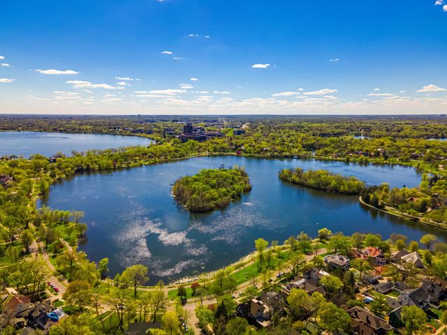 3324 Hennepin Avenue, Minneapolis, MN 55408