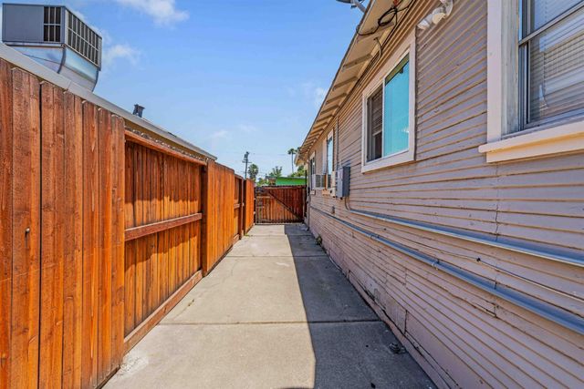 17 W 6th St, Stockton, CA 95206