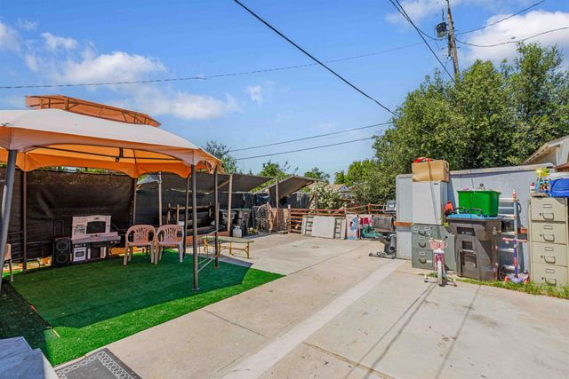 17 W 6th St, Stockton, CA 95206
