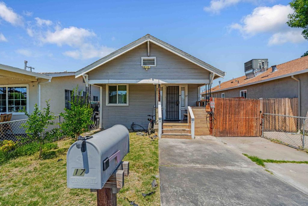 17 W 6th St, Stockton, CA 95206