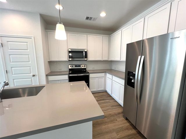 302 Elm Branch TRL, Taylor, TX 76574