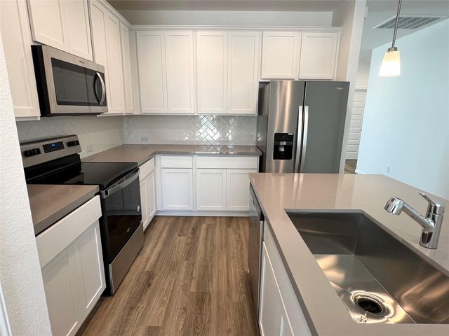 302 Elm Branch TRL, Taylor, TX 76574