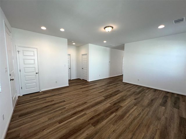 302 Elm Branch TRL, Taylor, TX 76574
