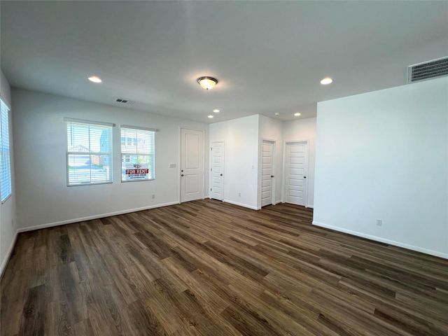 302 Elm Branch TRL, Taylor, TX 76574