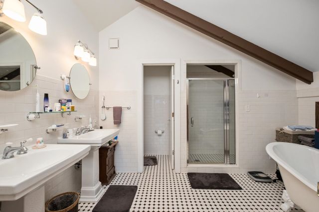 121 PENNY LN, Greenville, VA 24440