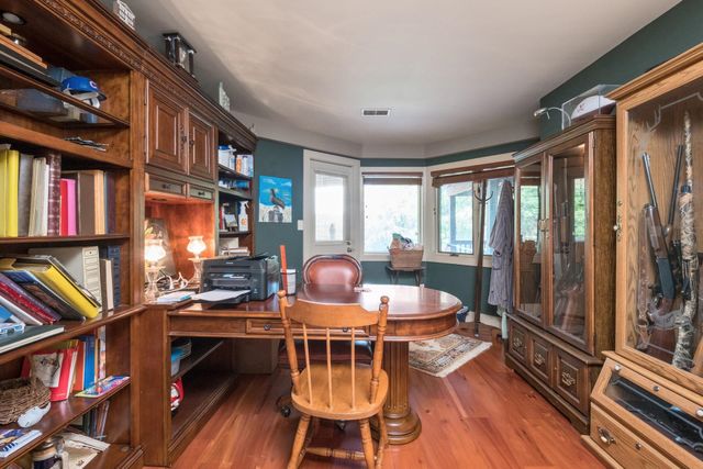 121 PENNY LN, Greenville, VA 24440