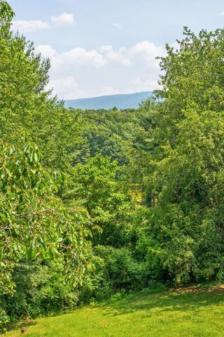 121 PENNY LN, Greenville, VA 24440