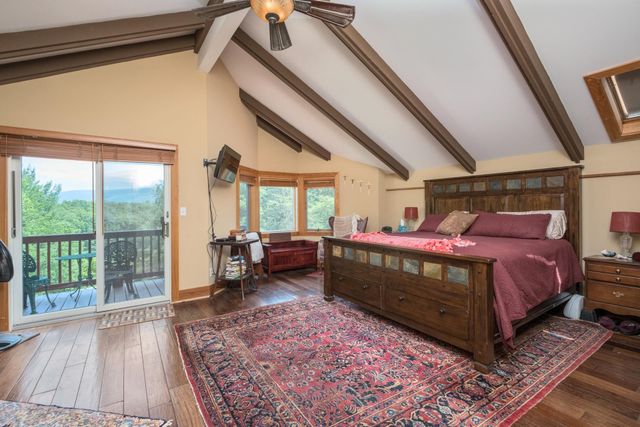 121 PENNY LN, Greenville, VA 24440