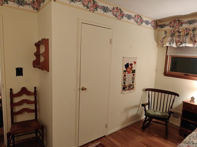 160 Atlantic Place, Hauppauge, NY 11788