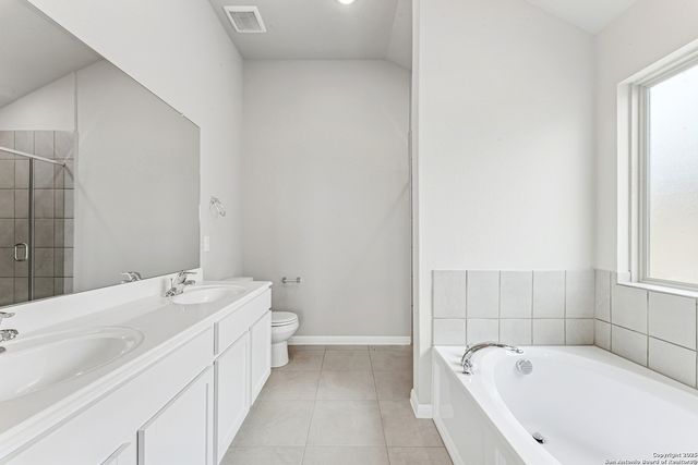 6251 Desert Aloe, San Antonio, TX 78245