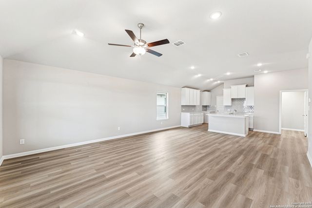 6251 Desert Aloe, San Antonio, TX 78245