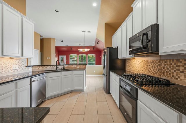 2708 Bolgheri Lane, League City, TX 77573