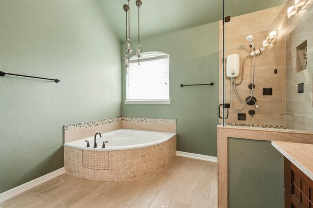 2708 Bolgheri Lane, League City, TX 77573