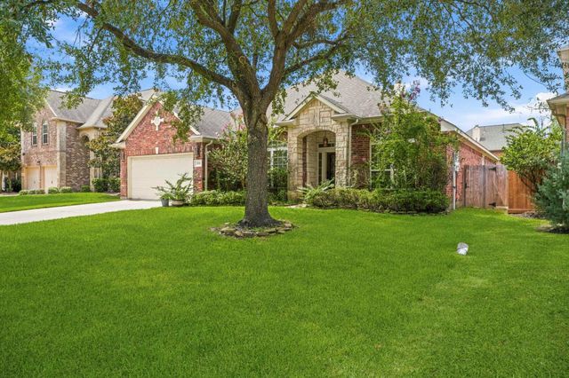 2708 Bolgheri Lane, League City, TX 77573