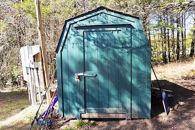 6505 Shaver Road, Lavaca, AR 72941