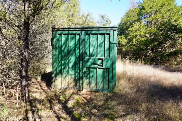 6505 Shaver Road, Lavaca, AR 72941