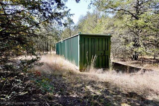 6505 Shaver Road, Lavaca, AR 72941