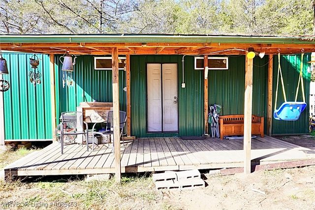 6505 Shaver Road, Lavaca, AR 72941