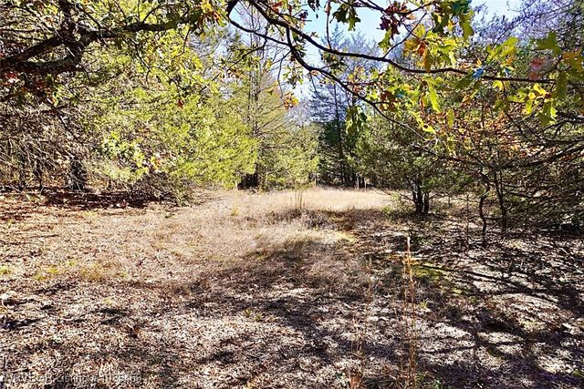 6505 Shaver Road, Lavaca, AR 72941