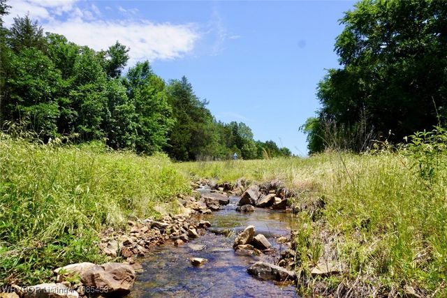 6505 Shaver Road, Lavaca, AR 72941