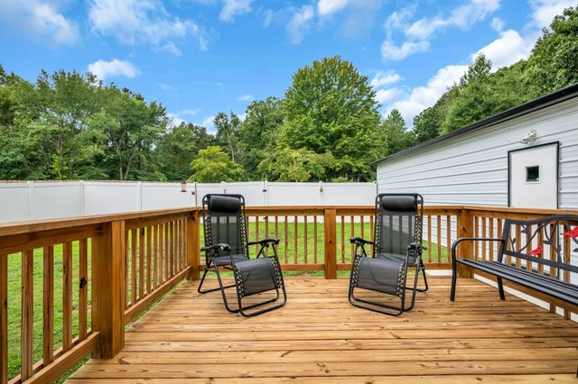 330 Kaiser Rd, Dickson, TN 37055