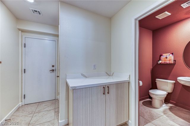 264 Banished Avenue 2, North Las Vegas, NV 89031