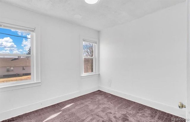 5573 Montclair Street, Detroit, MI 48213