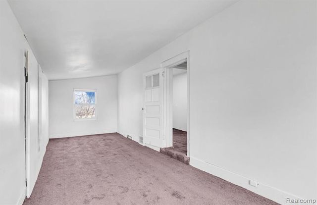 5573 Montclair Street, Detroit, MI 48213