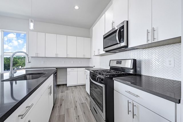 3313 Baer Street, Houston, TX 77020