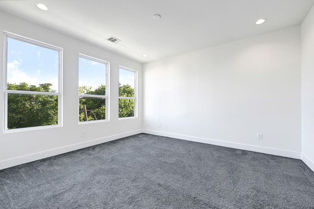 3313 Baer Street, Houston, TX 77020