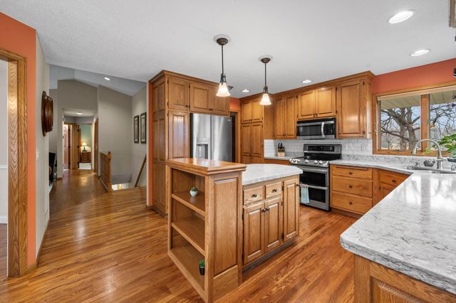 9385 Odean Avenue NE, Otsego, MN 55330