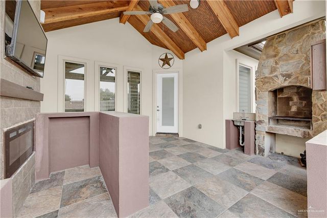 1613 Red River Avenue, Edinburg, TX 78539