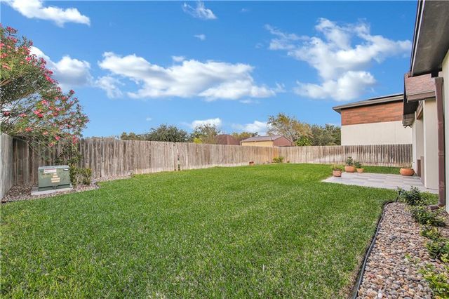 1613 Red River Avenue, Edinburg, TX 78539