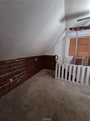 23480 Knapps Cutoff, Crestline, CA 92325