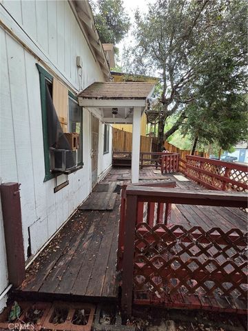 23480 Knapps Cutoff, Crestline, CA 92325