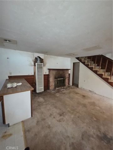 23480 Knapps Cutoff, Crestline, CA 92325