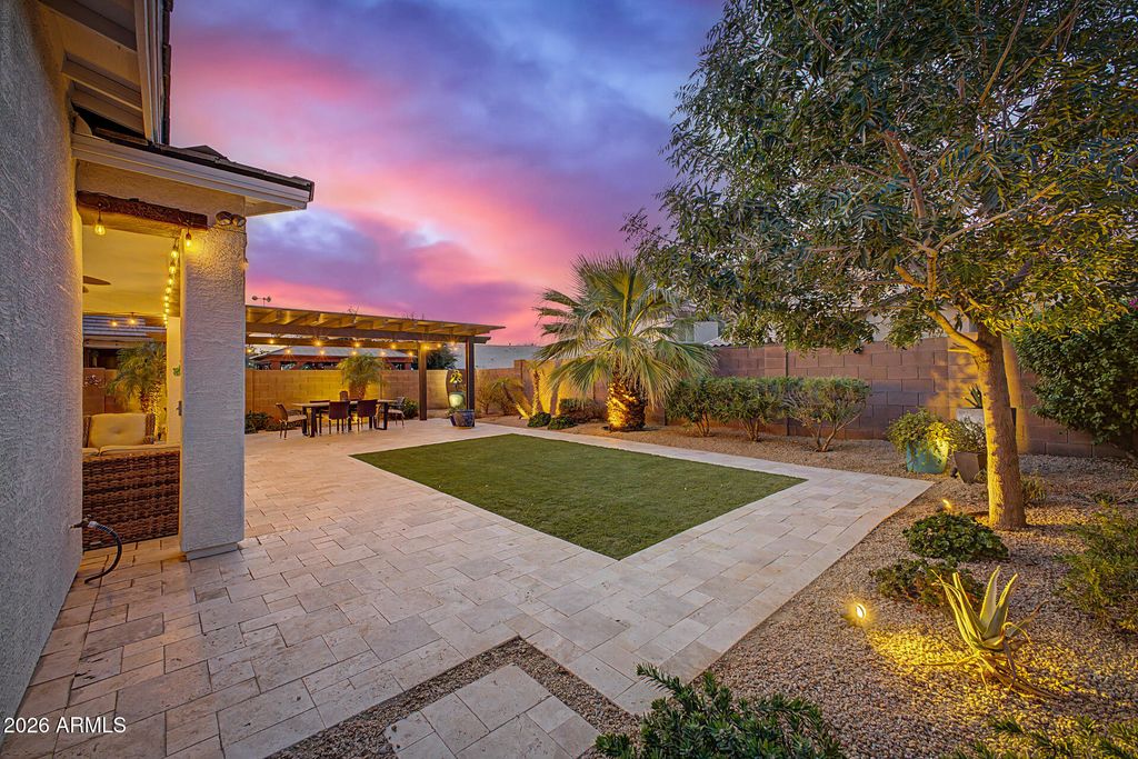 1938 E HAZELTINE Way, Gilbert, AZ 85298 — photo 2