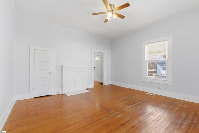 10 Bobo Street, Greer, SC 29650