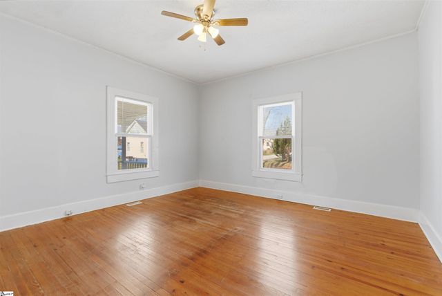 10 Bobo Street, Greer, SC 29650