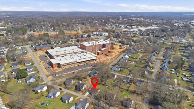 10 Bobo Street, Greer, SC 29650