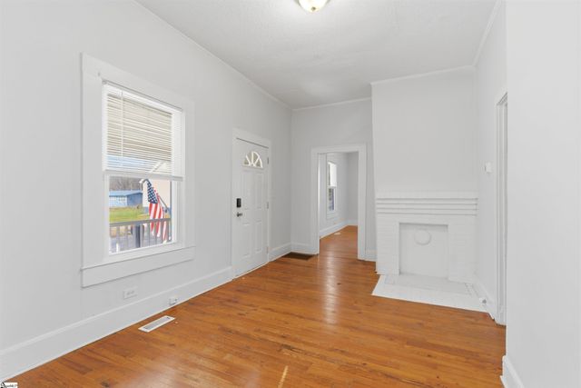 10 Bobo Street, Greer, SC 29650