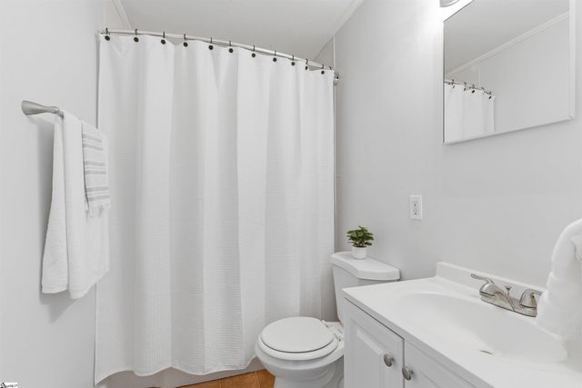 10 Bobo Street, Greer, SC 29650