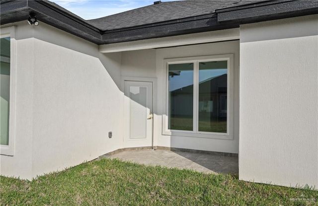 3701 S Apex Street, Edinburg, TX 78542