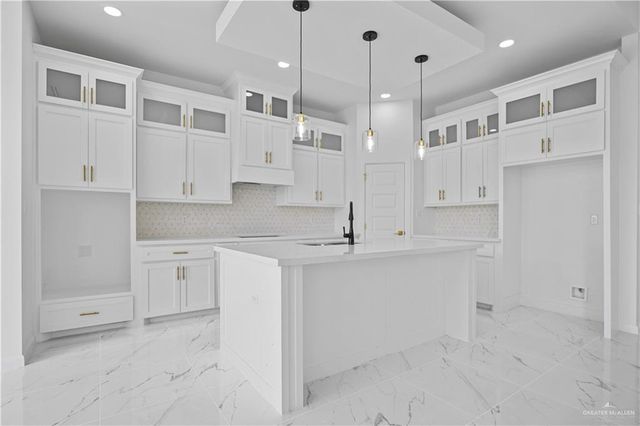 3701 S Apex Street, Edinburg, TX 78542