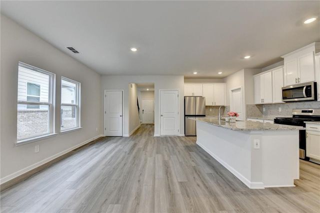 2357 Whitworth Street, Lawrenceville, GA 30044