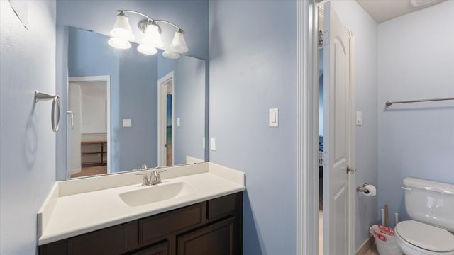 6 Newgrove Court, The Woodlands, TX 77354