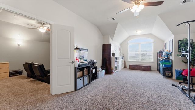 6 Newgrove Court, The Woodlands, TX 77354