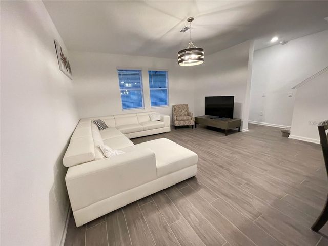 1543 CROSS PRAIRIE PARKWAY, Kissimmee, FL 34744